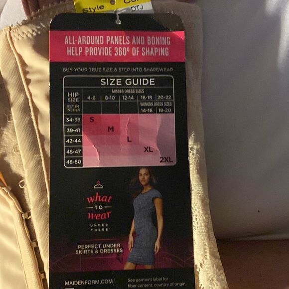 Maidenform Waist Cincher Shapewear - Picture 8 of 9